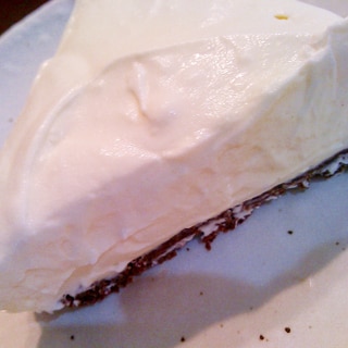 【糖質制限】混ぜて冷やすだけ濃厚レアチーズケーキ